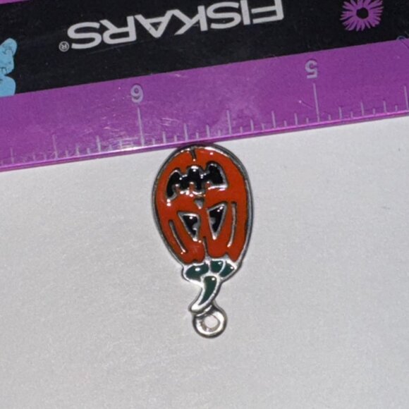 Enamel Jack-O-Lantern Pumpkin Pendant - Picture 10 of 10